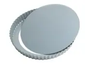 9-inch fluted quiche and tart pan with removable bottom