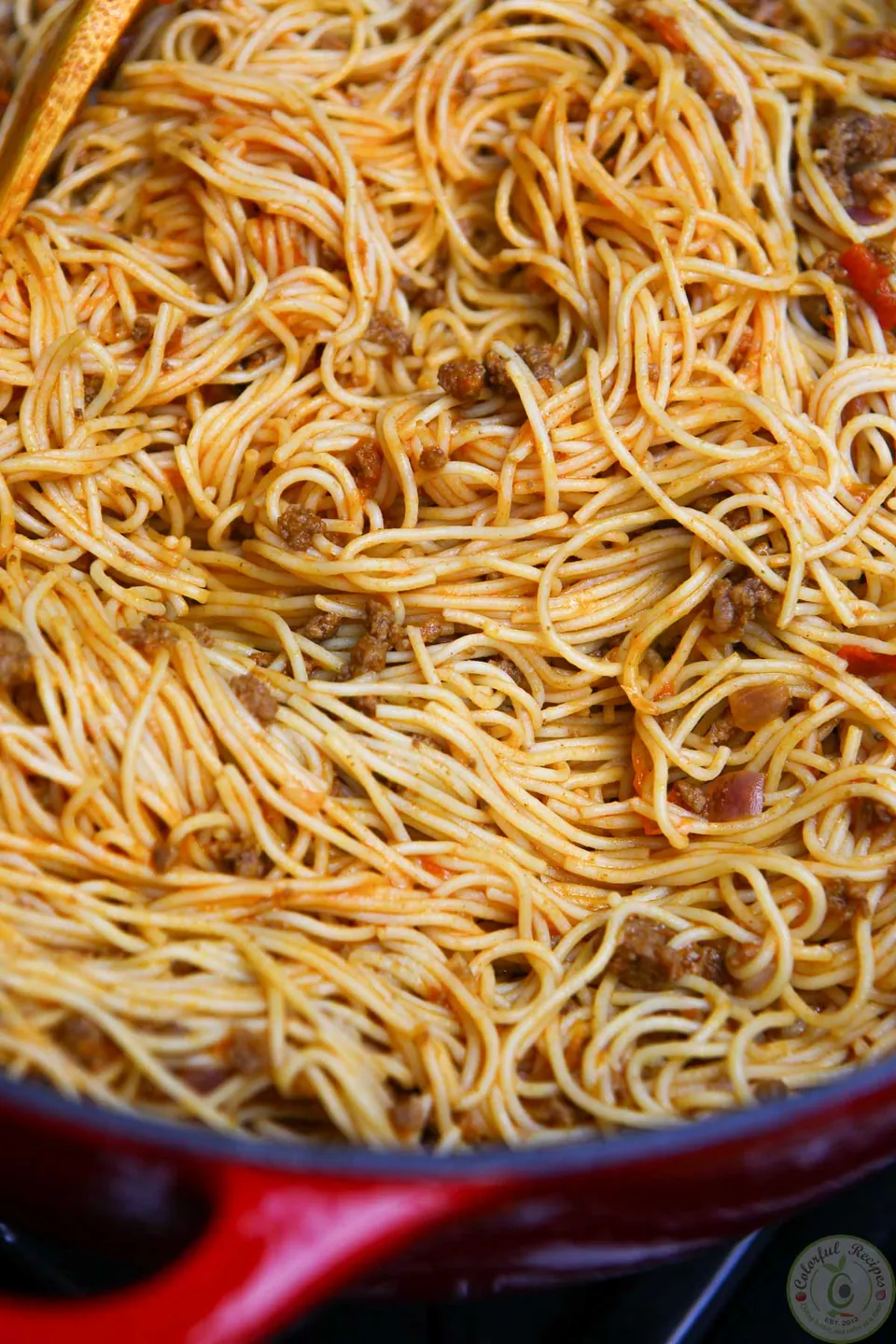 Toddler approved simple beef spaghetti with ground beef and tomatoes