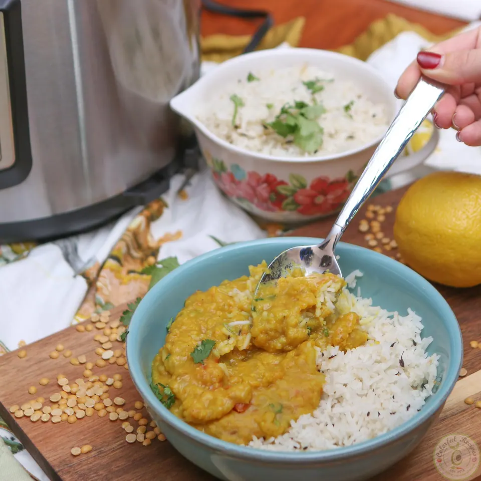 Close-up of spiced Instant Pot pigeon pea dal with tomatoes