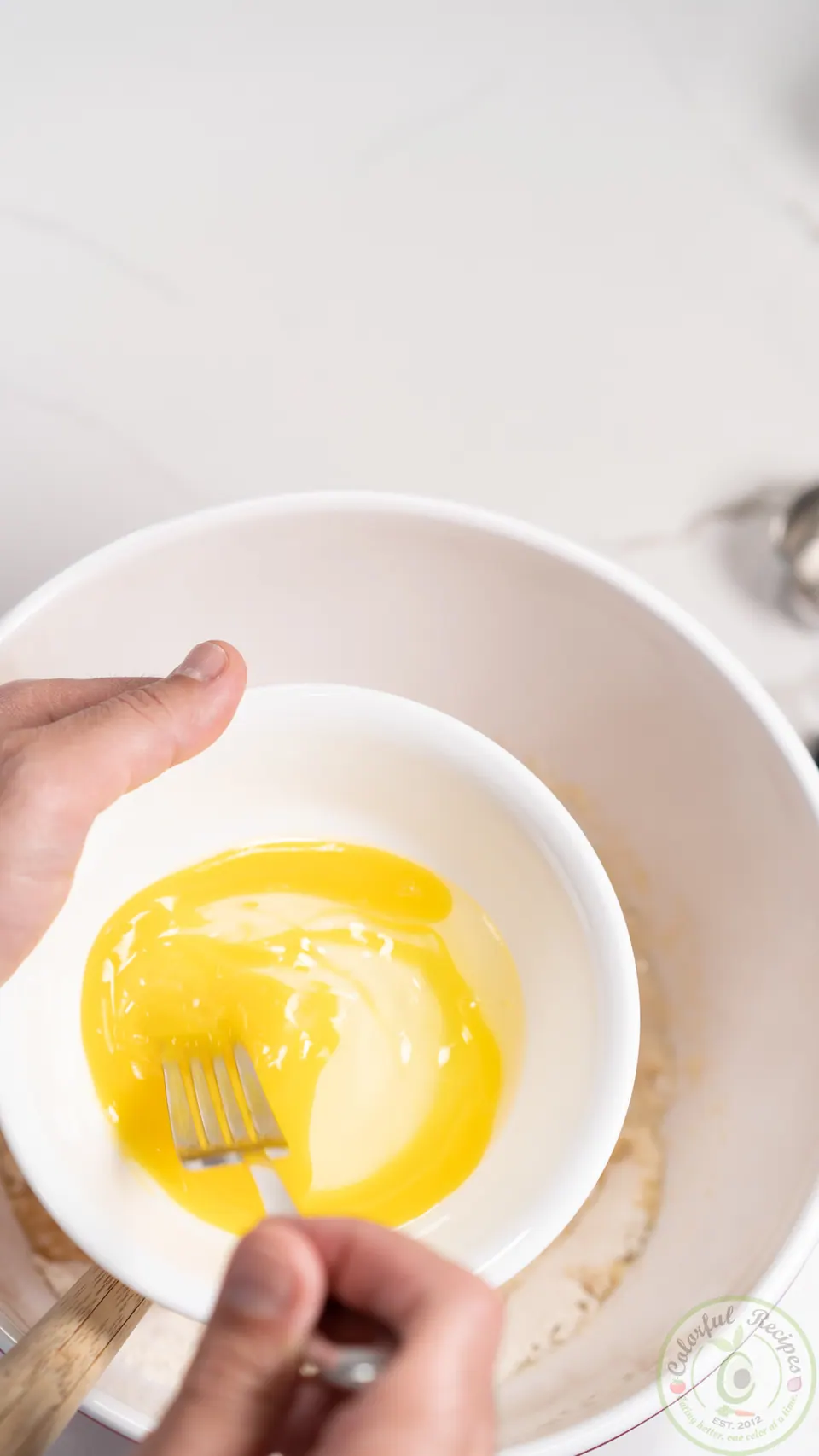 Whisked egg for manakish dough